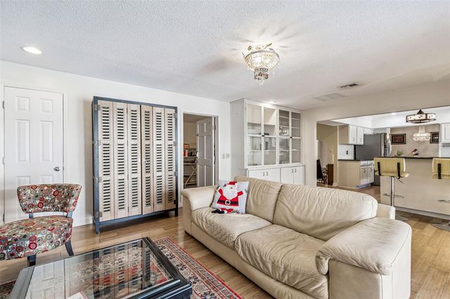 2901 67TH AVENUE S, St Petersburg, FL 33712