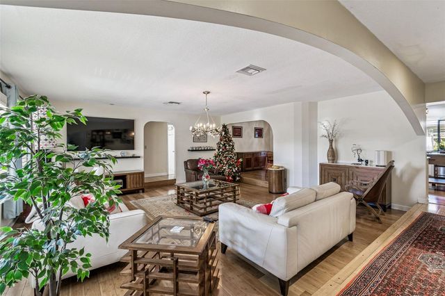 2901 67TH AVENUE S, St Petersburg, FL 33712