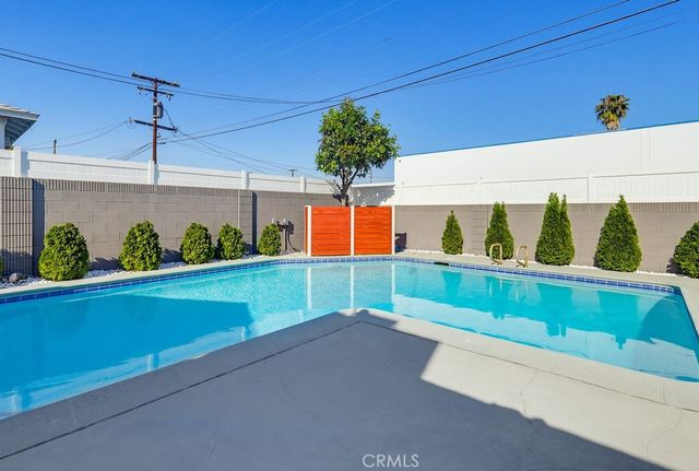 5847 Silva Street, Lakewood, CA 90713