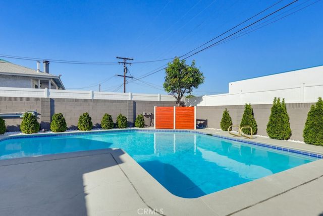 5847 Silva Street, Lakewood, CA 90713