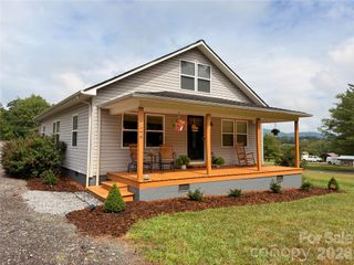 724 Johnson Farm Road, Hiddenite, NC 28636