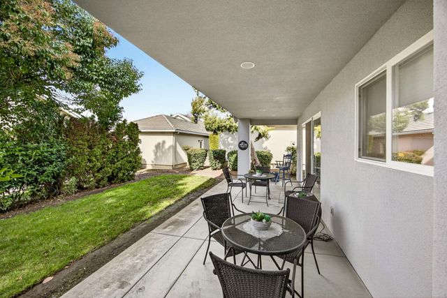 614 Cherrywood Drive, Medford, OR 97504