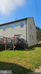 301 8TH AVE, Wilmington, DE 19805