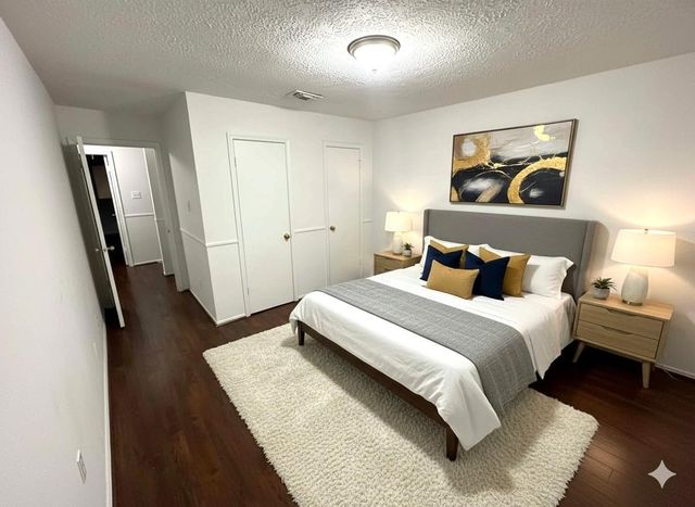 9303 Kingsflower Circle, Houston, TX 77075