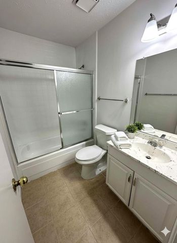 9303 Kingsflower Circle, Houston, TX 77075