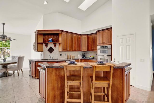 14265 Sandhill Rd, Poway, CA 92064