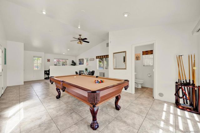 14265 Sandhill Rd, Poway, CA 92064