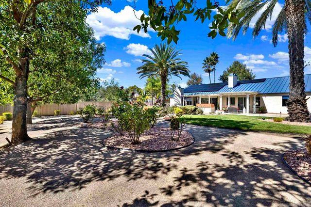 14265 Sandhill Rd, Poway, CA 92064