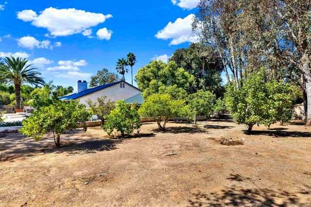 14265 Sandhill Rd, Poway, CA 92064