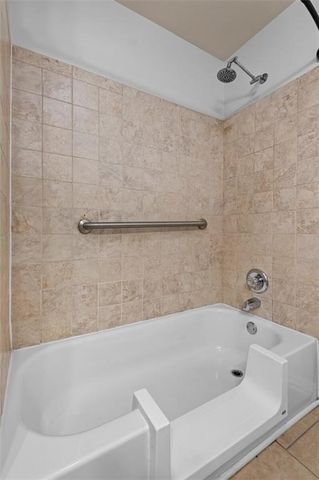 1409 N Arkansas Street, Rogers, AR 72756