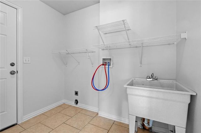 1409 N Arkansas Street, Rogers, AR 72756