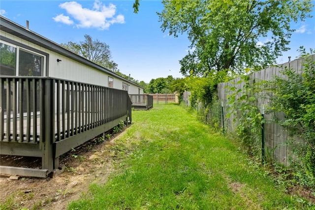 1409 N Arkansas Street, Rogers, AR 72756