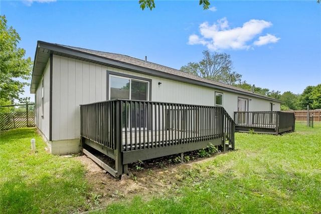 1409 N Arkansas Street, Rogers, AR 72756