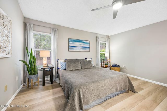 9237 FALLSMILL Drive, Jacksonville, FL 32244