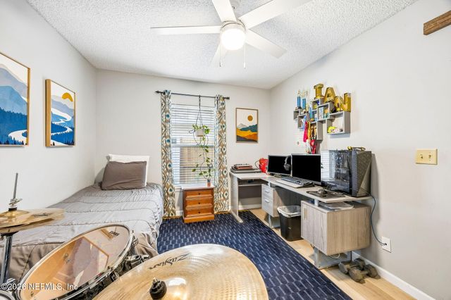 9237 FALLSMILL Drive, Jacksonville, FL 32244