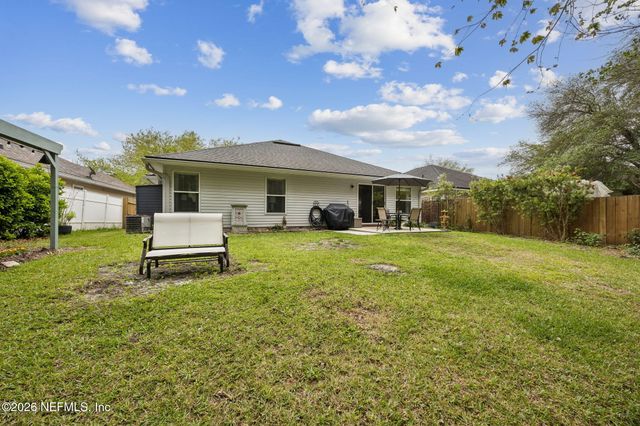 9237 FALLSMILL Drive, Jacksonville, FL 32244