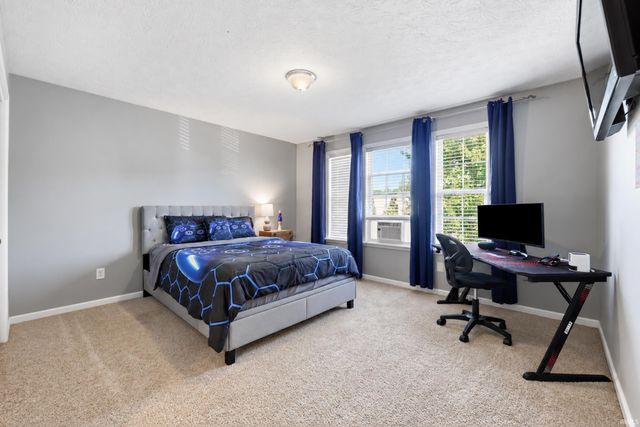 5391 W Stonewood Drive, Bloomington, IN 47403