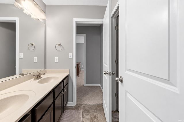5391 W Stonewood Drive, Bloomington, IN 47403