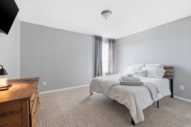 5391 W Stonewood Drive, Bloomington, IN 47403
