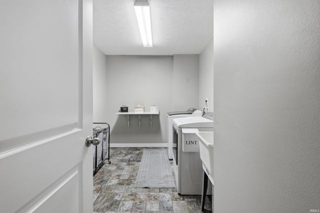 5391 W Stonewood Drive, Bloomington, IN 47403