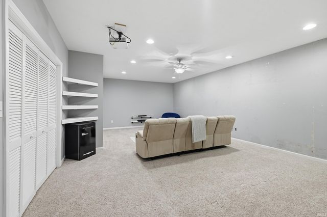 5391 W Stonewood Drive, Bloomington, IN 47403
