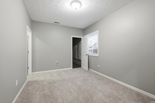 5391 W Stonewood Drive, Bloomington, IN 47403