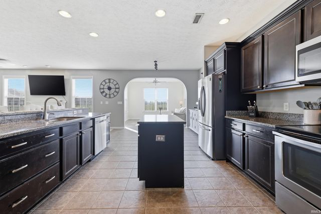 5391 W Stonewood Drive, Bloomington, IN 47403
