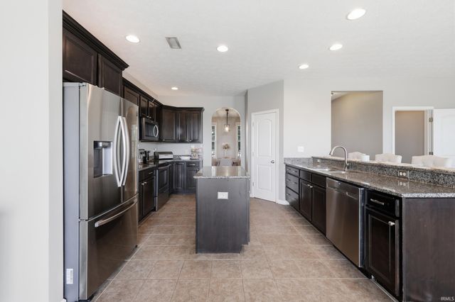 5391 W Stonewood Drive, Bloomington, IN 47403