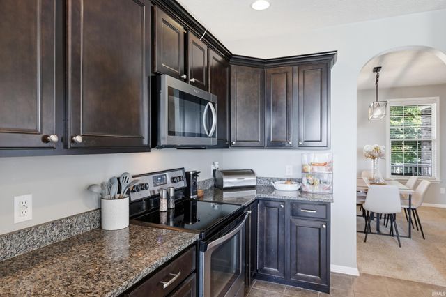 5391 W Stonewood Drive, Bloomington, IN 47403