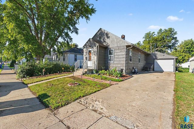 207 S Lincoln Ave Avenue, Sioux Falls, SD 57104