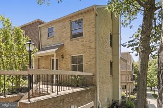 1625 KENWOOD AVE, Alexandria, VA 22302
