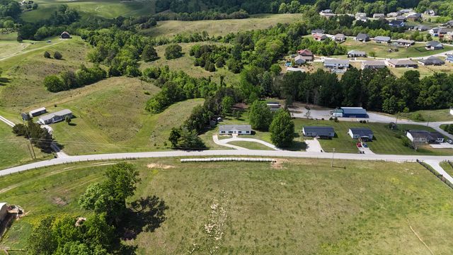 958 Slate Branch Spur, Somerset, KY 42503