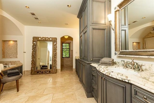 4421 Paradise Circle, Vinings, GA 30339