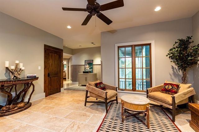 4421 Paradise Circle, Vinings, GA 30339