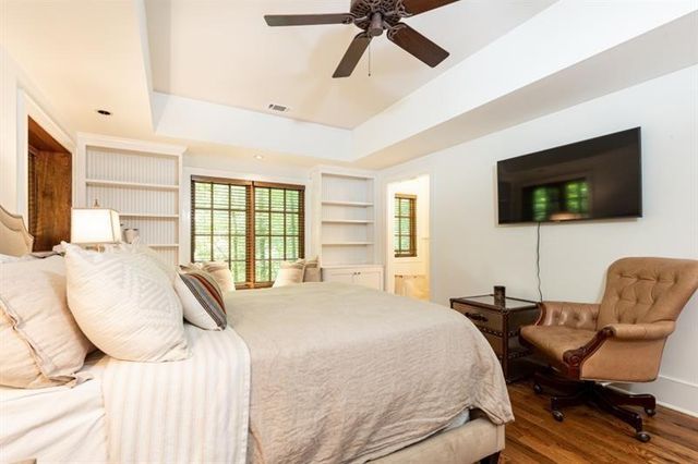 4421 Paradise Circle, Vinings, GA 30339