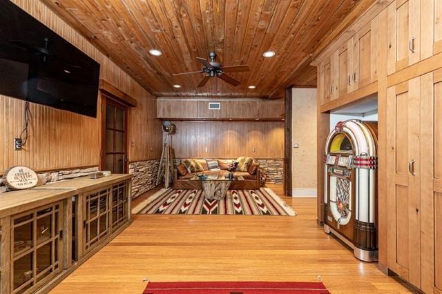 4421 Paradise Circle, Vinings, GA 30339