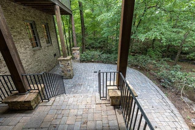 4421 Paradise Circle, Vinings, GA 30339