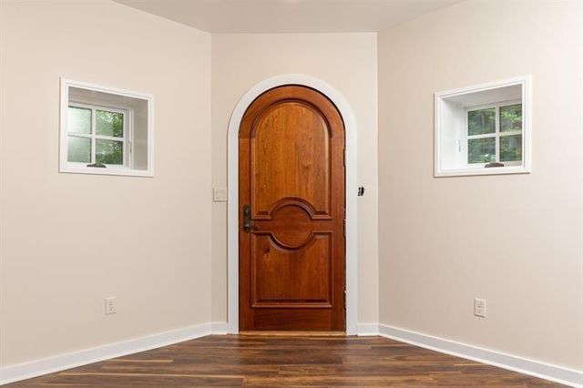 4421 Paradise Circle, Vinings, GA 30339