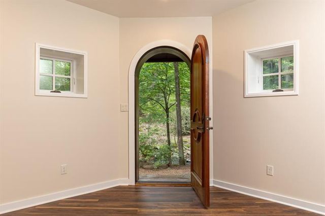 4421 Paradise Circle, Vinings, GA 30339