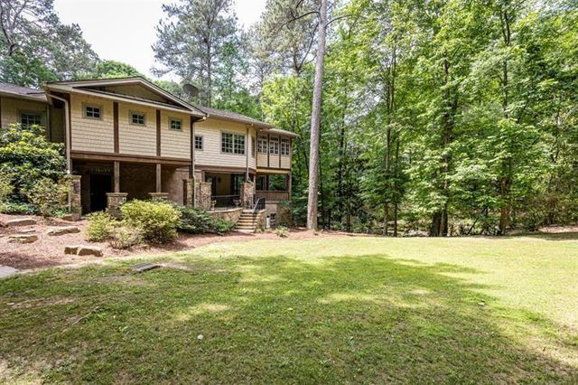 4421 Paradise Circle, Vinings, GA 30339