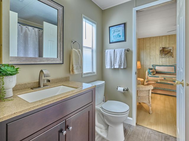 7626 SE Independence Avenue, Hobe Sound, FL 33455