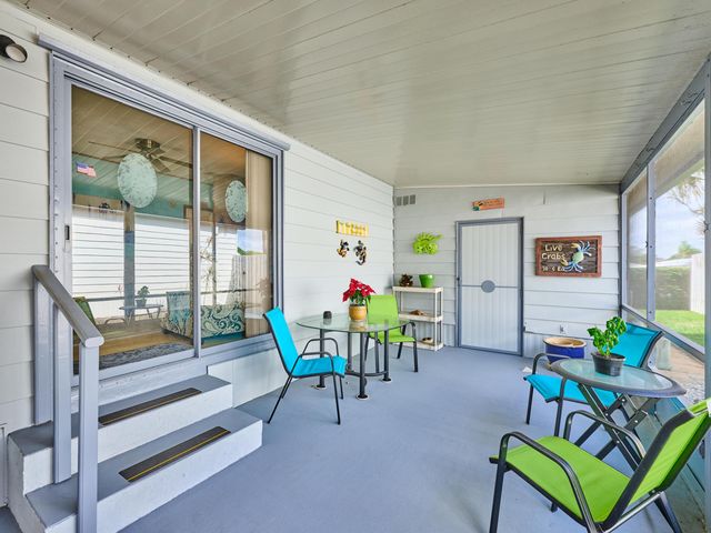 7626 SE Independence Avenue, Hobe Sound, FL 33455