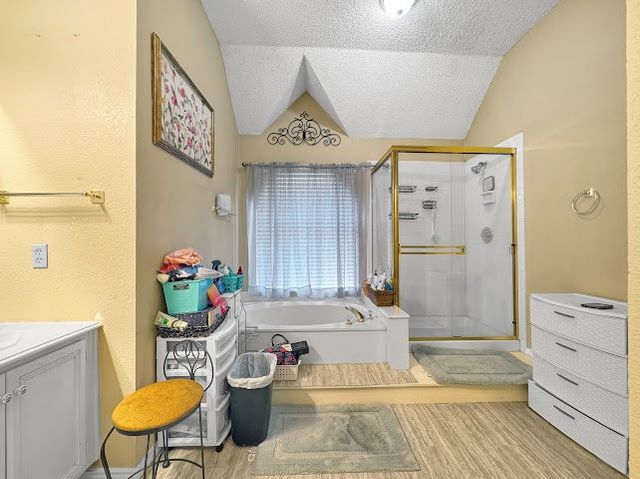 220 Boulder Creek Drive, Desoto, TX 75115