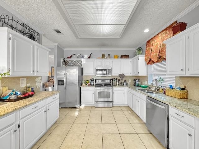 220 Boulder Creek Drive, Desoto, TX 75115