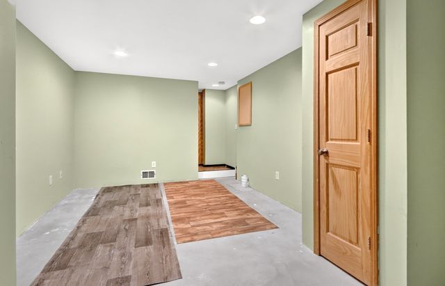 85 Steeple Chase Cir 3, Attleboro, MA 02703