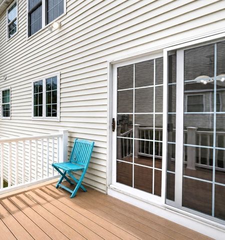 85 Steeple Chase Cir 3, Attleboro, MA 02703