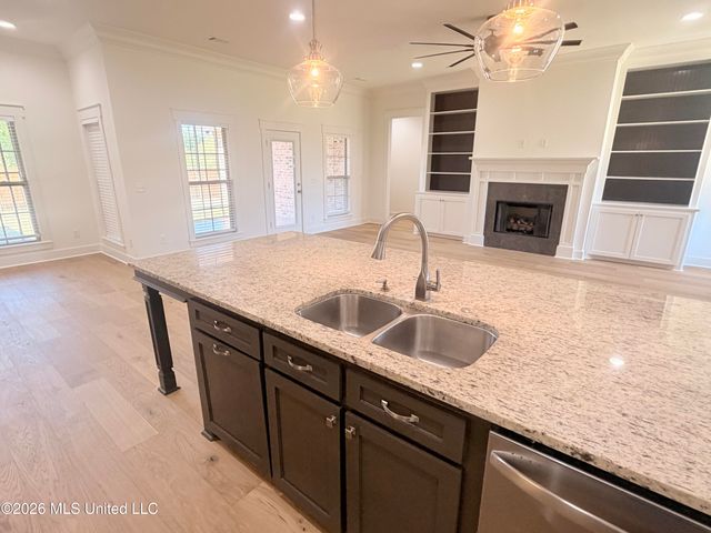 337 Bullock Circle, Richland, MS 39218