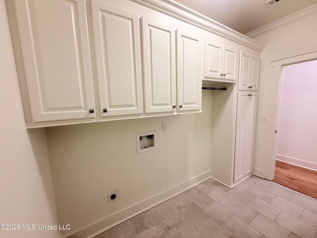 337 Bullock Circle, Richland, MS 39218