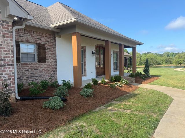 337 Bullock Circle, Richland, MS 39218