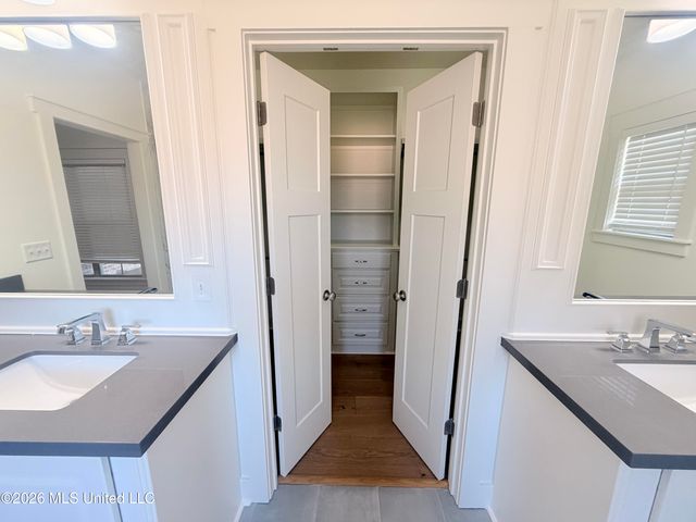 337 Bullock Circle, Richland, MS 39218